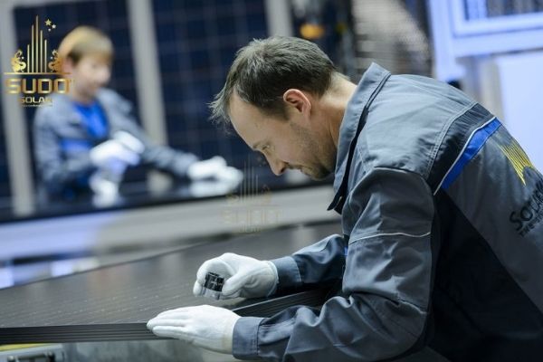 Tấm pin mặt trời được nghiên cứu, cải tiến nhằm cải thiện chất lượng liên tục