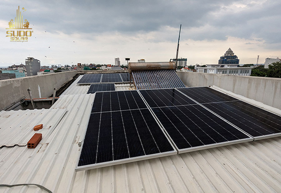 Hình ảnh lắp đặt Pin NLMT JinkoSolar Tiger 465W
