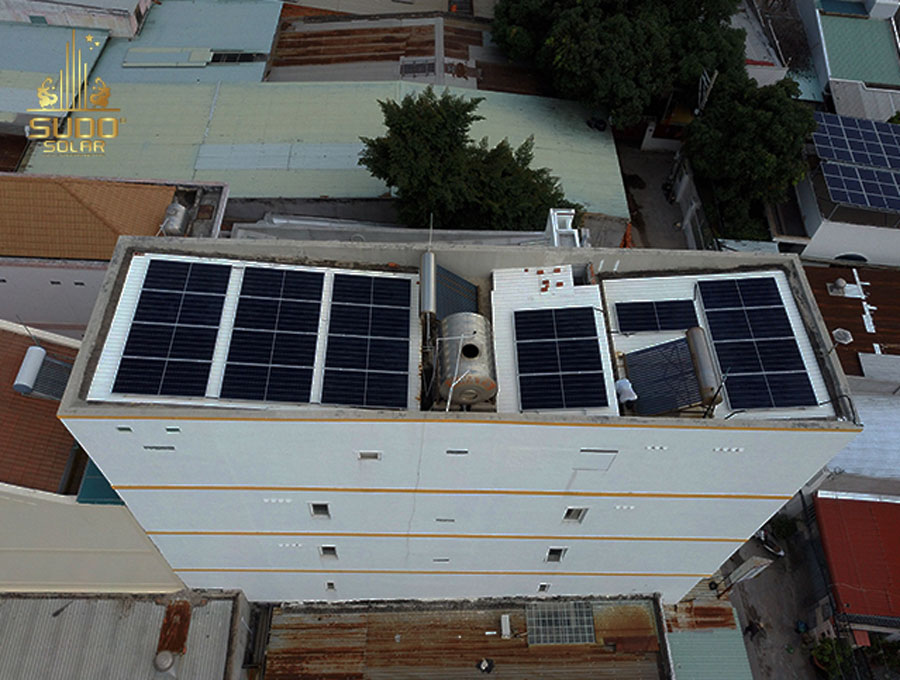 Hình ảnh lắp đặt Pin NLMT JinkoSolar Tiger 465W