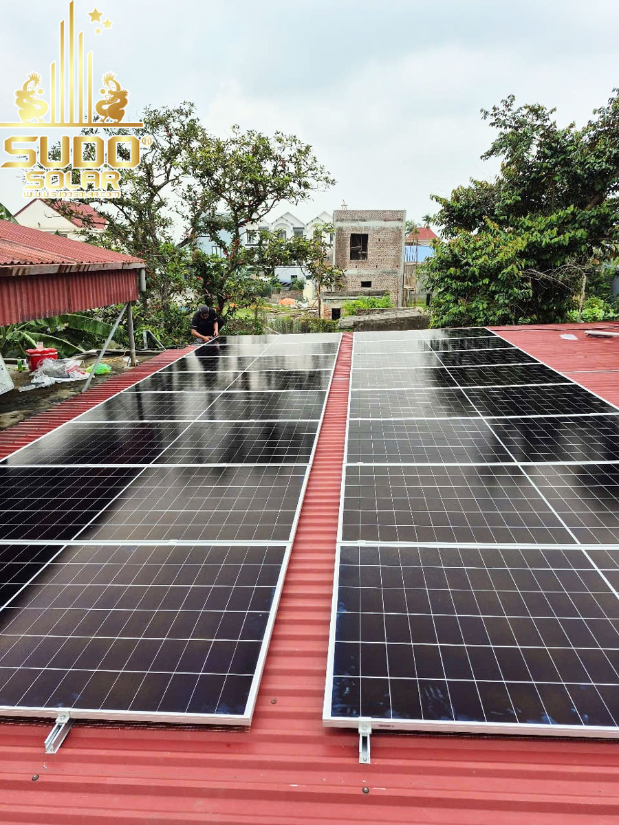 Bàn Giao Hệ Thống Điện Năng Lượng Mặt Trời Hybrid 8kW Cho Gia Đình Anh Dũng – Đồng Nai