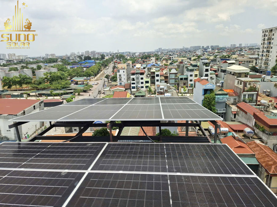 Hoàn thiện hệ thống điện mặt trời 15kWp – Lưu trữ 28,6 kWh cho anh Lâm Tại Quận 7